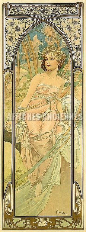 MUCHA